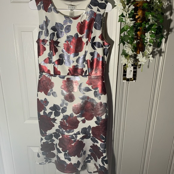 Colorful flower dress - Picture 1 of 3